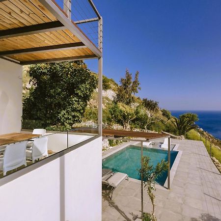 Anemos Luxury Villas 罗达奇诺 外观 照片