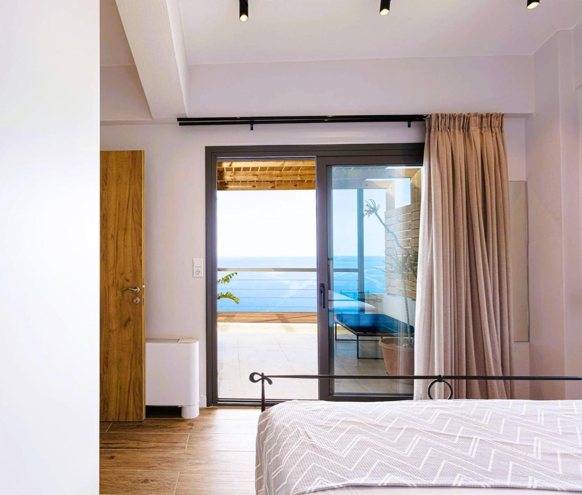 Anemos Luxury Villas 罗达奇诺 外观 照片